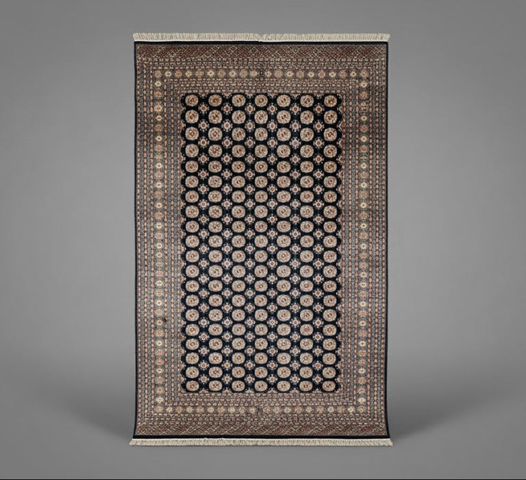 Hand-Knotted Pakistani Bokhara Rug – 100% Wool, size 8' 2" x 10' 3" (M)