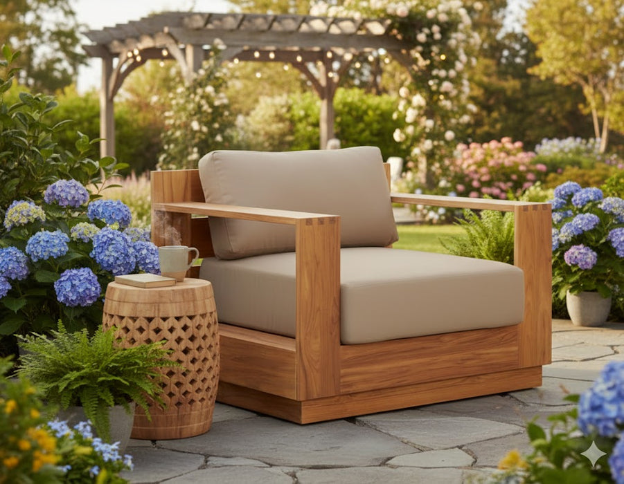 Paradiso Outdoor Teak Natural Arm Chair