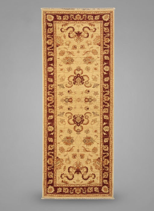 Hand-Knotted Sultanabad Vegetable-Dyed Wool Rug, 2' 8" x 7' 6" (K)