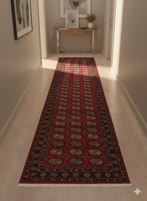 Hand-Knotted Pakistani Bokhara Rug – 100% Wool, size 2' 8" x 10' 3"  (M)