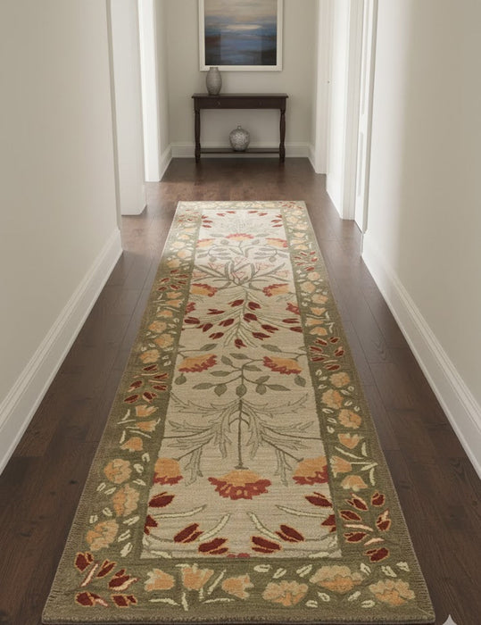 Persian-Inspired. Modern Defined. Turkish Made Rug, 2' 7" x 9' (O)