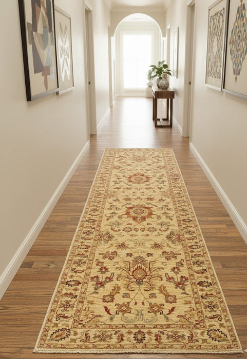 Hand-Knotted Sultanabad Vegetable-Dyed Wool Rug, 2' 8" x 9' 7" (K)