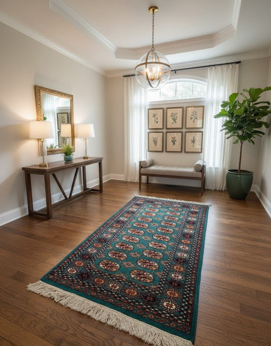 Hand-Knotted Pakistani Bokhara Rug – 100% Wool, 2' 8"x 4' 2" (M)