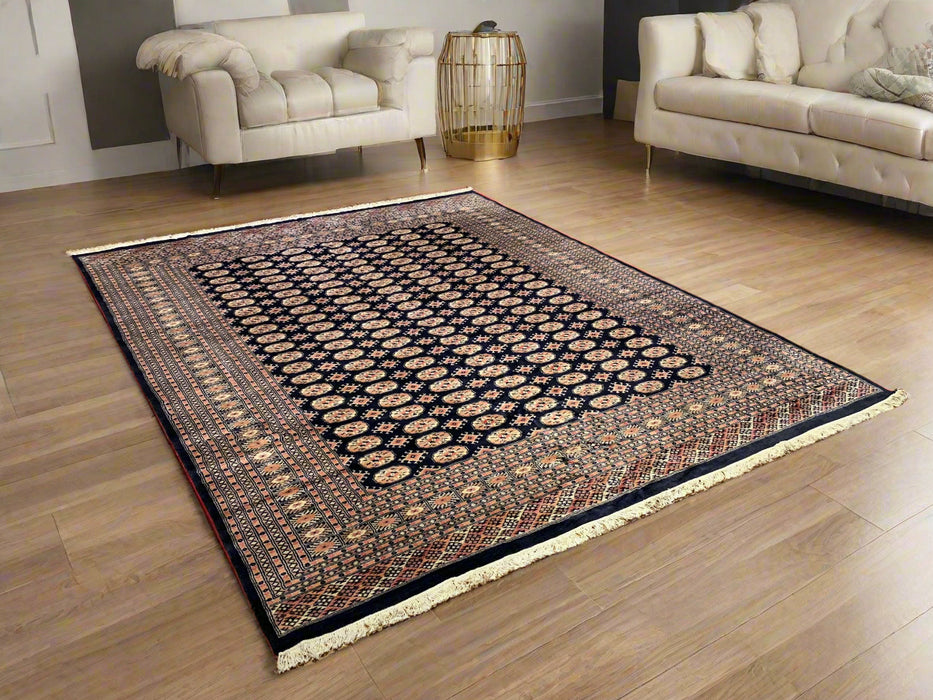 Hand-Knotted Pakistani Bokhara Rug – 100% Wool, size 8' 2" x 10' 3" (M)