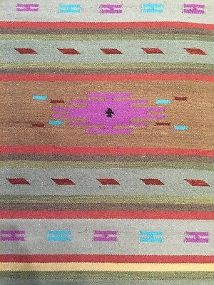 Kil18 3 x 5 Kilim rug - Crafters and Weavers