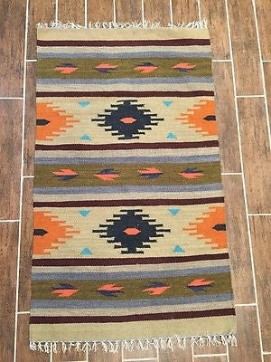 Kil8 3 x 5 Kilim rug - Crafters and Weavers
