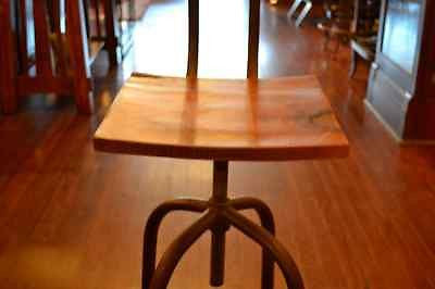 Ashland Adjustable Height Stool - Crafters and Weavers
