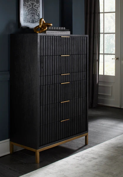 Discontinued Genovese Modern Bedroom Set - Black and Gold Discontinued Genovese Modern Bedroom Set - Black and Gold