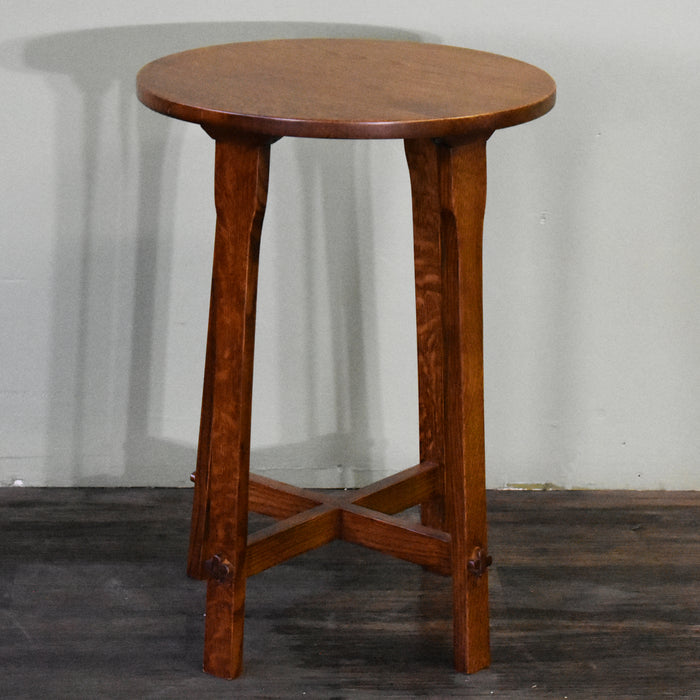 Arts and Crafts / Mission Style Oak Round End Table - Model A22 - Crafters and Weavers