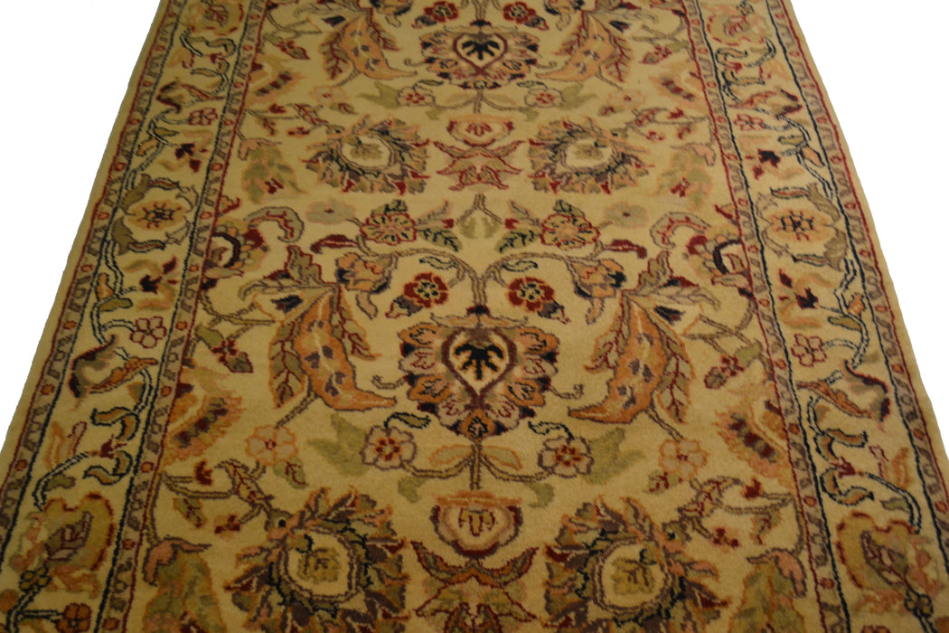 Oriental Rug 4'1" x 5'10" - Crafters and Weavers