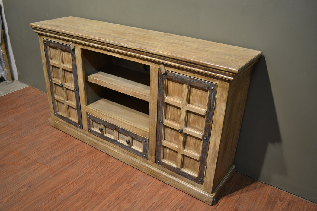 Keystone Panel Door TV Stand - Crafters and Weavers