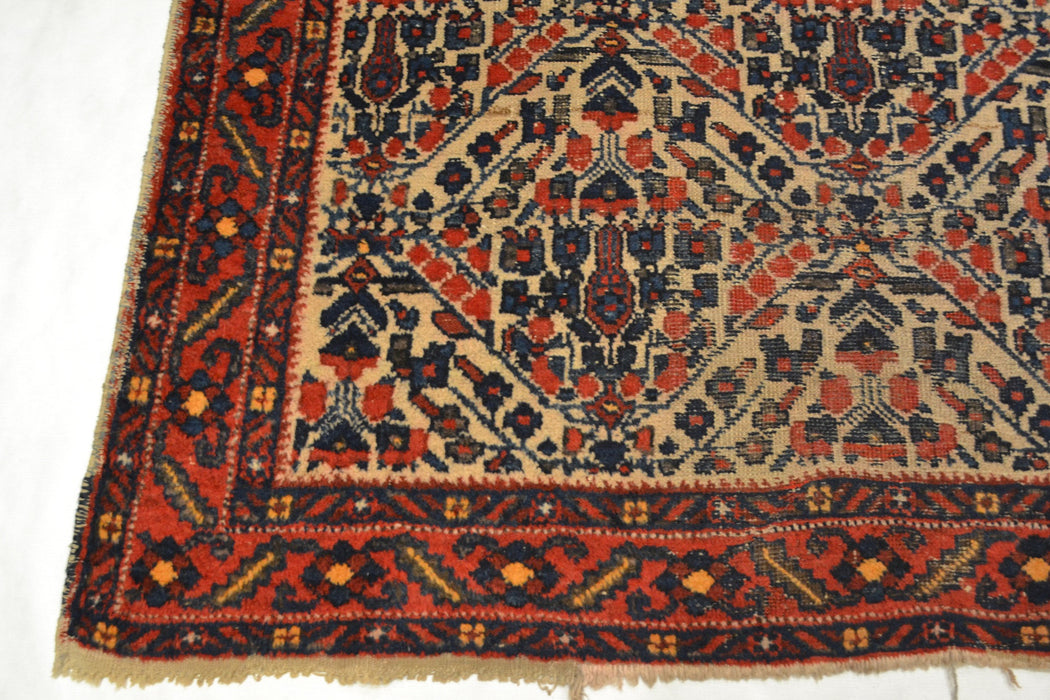 rugK69 4.10 x 6 Persian Hamadan Rug - Crafters and Weavers