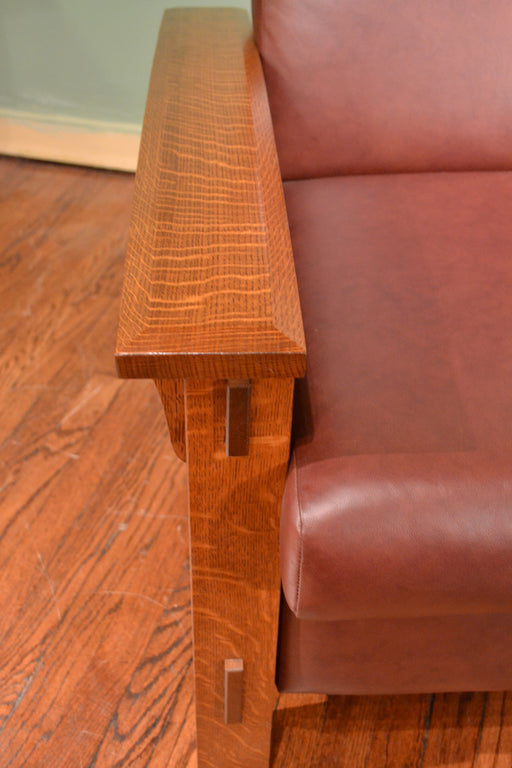 CLOSED LISTING Custom Amish Quarter Sawn White Oak & Leather Recliner - Crafters and Weavers