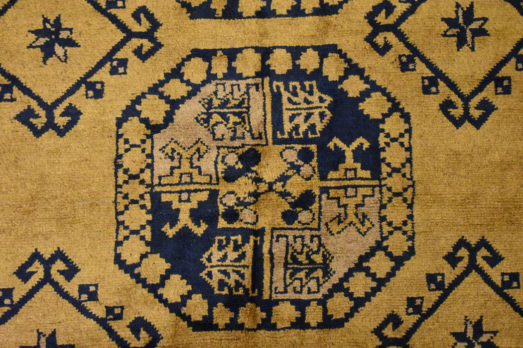 Tribal Afghan Oriental Rug 6'6" x 9'10" - Crafters and Weavers