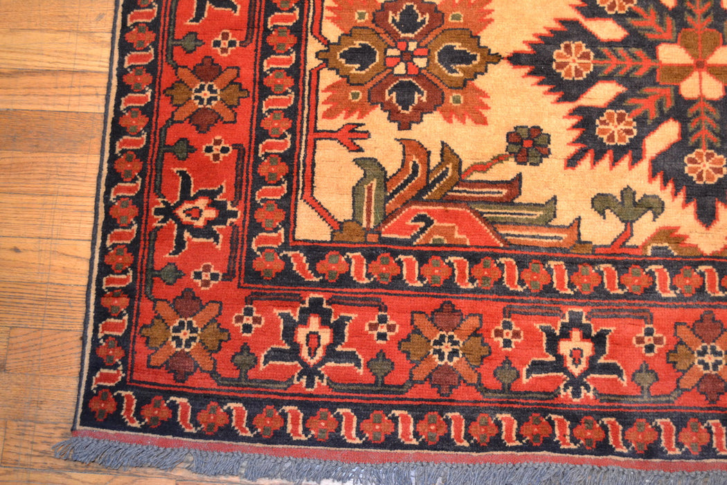 Tribal Kargai Oriental Rug 5'1" x 6'7" - Crafters and Weavers