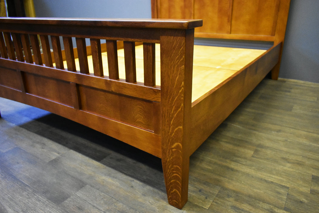 Mission Style Quarter Sawn Oak Bed with Slats - Michael's Cherry - Crafters and Weavers